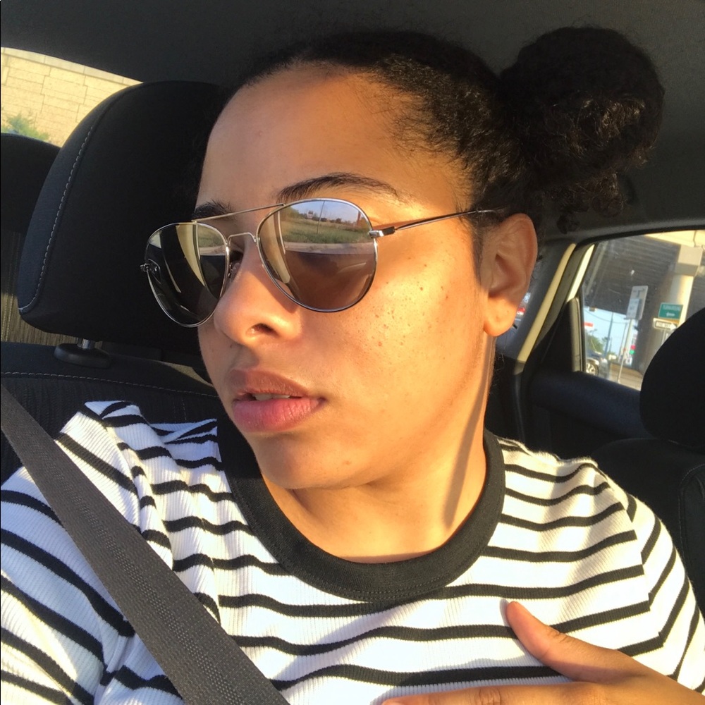 Meet your Posher, Liyah